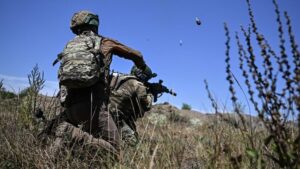 Подразделения «Центра» улучшили положение по переднему краю