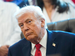 Трамп запретил канадские товары в государственных закупках США